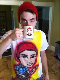 Taylor Benjamin York| December 17, 1989| Keep calm and Love Taylor York! |Paramore is still a band.
▌▌▌ Follow me. I'll follow back with shoutout.