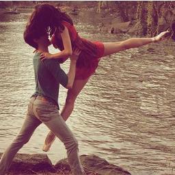 La danza no solo consiste en bailar si no expresar lo que sentimos cada vez que movemos, con el esfuerzo, y el sudor que corre por nuestro cuerpo