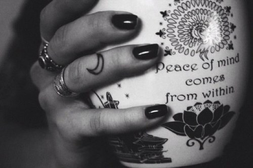 I can talk and give advise and i really want to help, i know what its like to have 'a bad day'