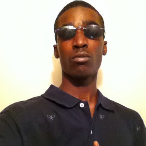 21 years yung...i'm me...imma individual...imma trendsetter...i gotta big mind...i'm interesting...imma college student...like 2 have a good time #teamCAPRICORN