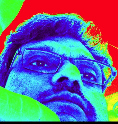 I am a passionet teacher, working in design, innovation and visual culture.