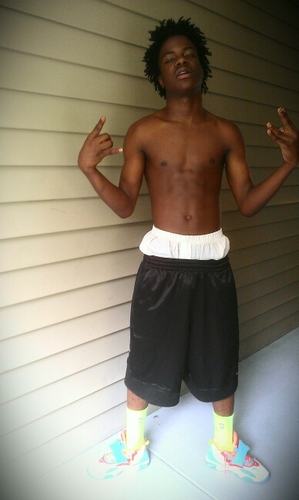 Str8 Out Dem Jets Hitch VillaGe !