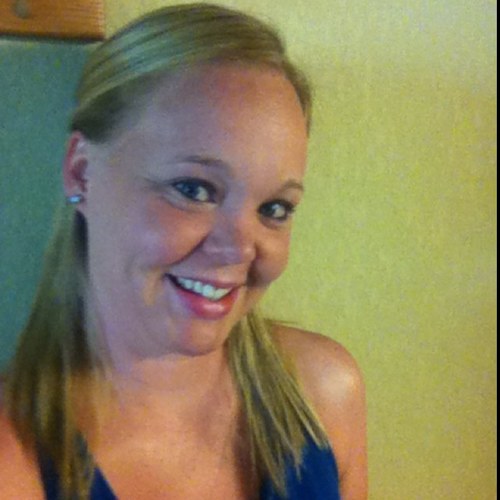 lourae06's profile picture. 