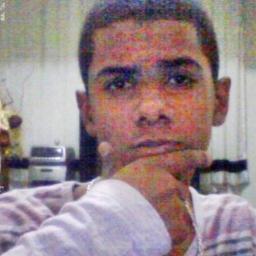 mee add ou segue no faace *--*' https://t.co/19ffw83T2z