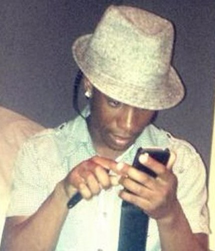 I'm Here To Support Your Pree!! Footballer & Musician & Sarcasm.
