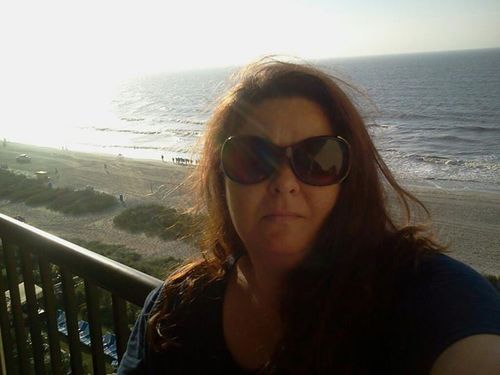 ParlimentCarrie's profile picture. 