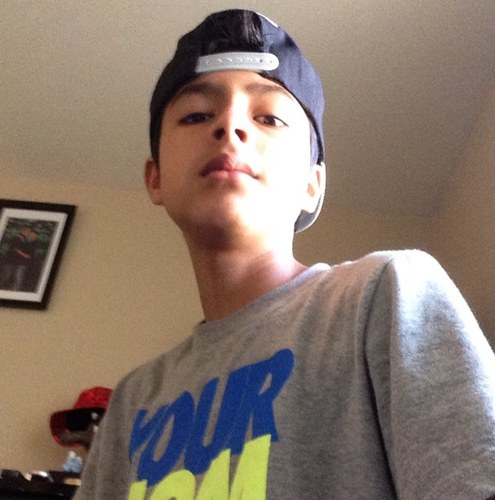 I am a male with alot of energy.I am crazy and funny.I listen to wiz khalifa and tyga.The youtuber who inspired me to start a youtube channel was SYNDICATE.