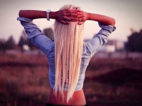 Im just a small town girl living the privilaged life. Follow my bestie @SmallTownBoy7