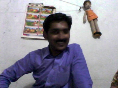 m from bhadravathi working in jswsteel bellary, karnataka. i like kannada karnataka and my hometown a lot