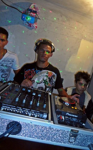 thelifeisfire's profile picture. 