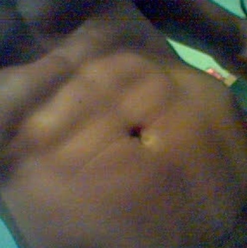 satisfaccion101's profile picture. Puedo resistir cualquier cosa menos la tentación