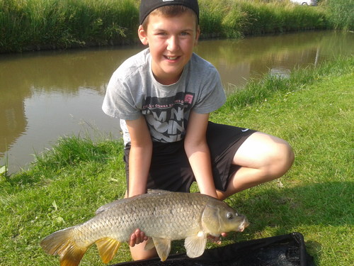 menboy98's profile picture. hallo