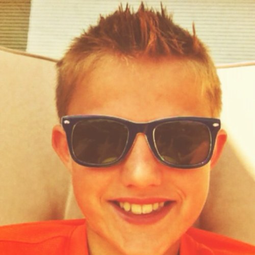 Ben happy blijf happy met my best friends @ikpaolo @cyrusboerman @jarnoattema en @jens910