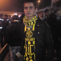 06mania's profile picture. Uçmak istediğini kimseye söyleme!
Yoksa düşürmeye çalışırlar...