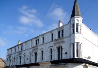 PROPERTY LETTINGS - Students -Residential - Commercial - small businesses with big ideas https://t.co/uPrk05inzw Calderstones Estates Ltd(commercial)