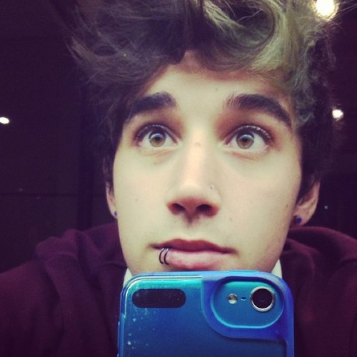 |Janoskianator|0/5 follows|Model|Aussie|
