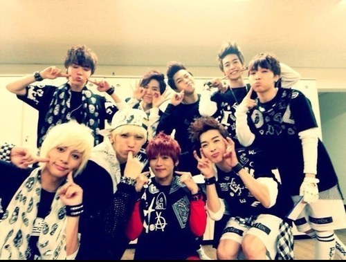 AlphaBAT_bot's profile picture. AlphaBAT 봇관리계입니다.