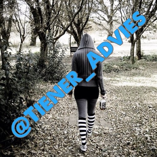 Wij geven tiener advies over van alles, zoals ; liefde-lichaam-relatie-etc. 
Mail ons voor vragen we laten je mail niet zien. Mail : ✨tieneradvies@hotmail.com✨