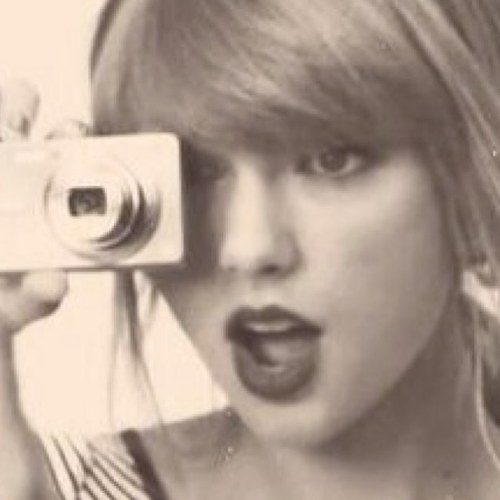 #TEAMTAYTAY