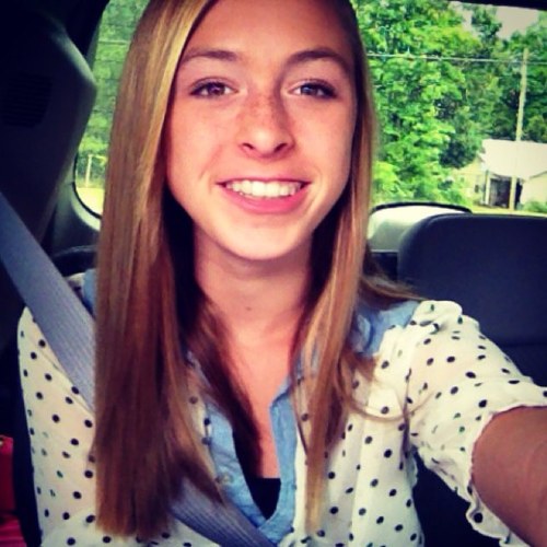 beth_bogue's profile picture. Follow? 
Instagram?: ayee_its_beth1