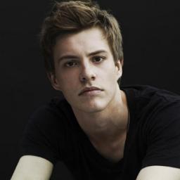 Xavier Samuel fan page