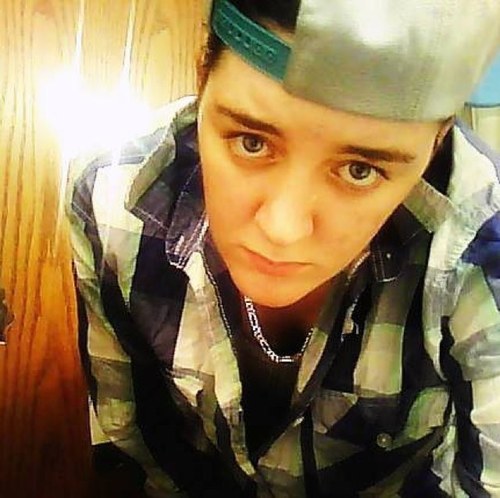 Ayyyyyyo
I is breezy f baby, im a straight up lesbian who works on lezbianswagg!
TEAM BREEZY