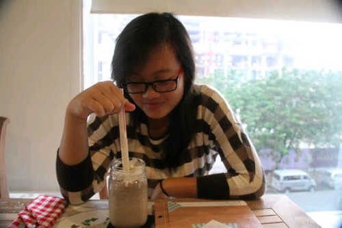 agatha_leoncor's profile picture. Real friends never let you go alone.