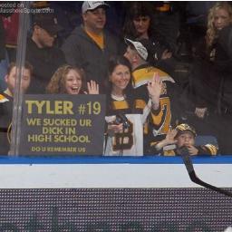 Part time hockey player for the Dallas Stars #Texas #steers #queers #tears