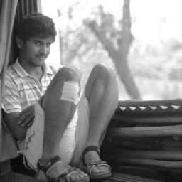 Food lover, Football, Herb, Love, Life  and thats about it :D