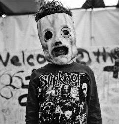 TRECHOS FRASES FOTOS VIDEOS TUDO SOBRE O SLIPKNOT, DEI RT EM TUDO QUE GOSTAR, SIGO TODOS DE VOLTA ! @ClubeFollowBack sigam meu insta pqpsilvinho