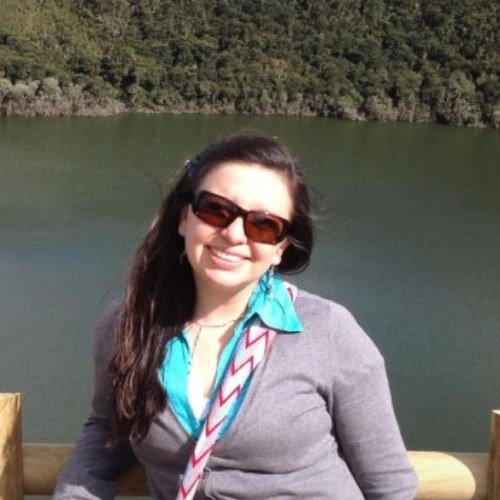 Orgullosamente Colombiana. Economista @UNALOficial, Especialista SIG @Udistrital y Magister en Medio Ambiente y Desarrollo.
