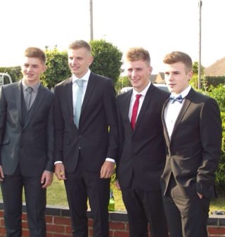instagram: Ollie_Hutt snapchat: olliehutt