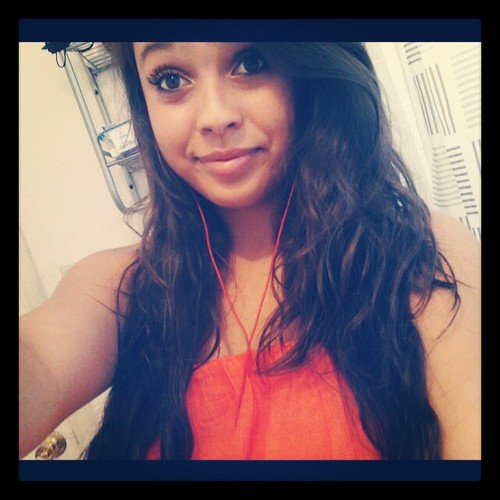 single♡ 17 ;) stop reading & tap that follow button ;D ♥