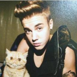 I'm Justin's Lady. Deal with it he loves me I love him.... I am always going to stand by my man. We have a cat called tuts. BELIEBER RUN PAGE   #whatiskey