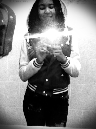 IM THAT GIRL THA ONE WHO KEEPS IT REAL AND IS ALWAYS THERE FOR THA PEOPLE THAT KEEP IT REAL WITH ME