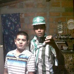 UQE KKK PASOOOO EAA MATRHIAA SI KIERE SIIGAMEEE K YO LO SIIIGOO PERO ESO SI AJAJAJAJAJAJAJAJAJ ES PARA K CHISMOSIEMOSS  COMO UN PUTHAZZZZZZ AJAJAJAJAAJ