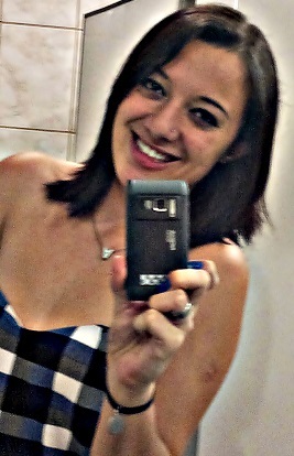 Tente ser Feliz , ao invés de tentar ser Perfeito. *)