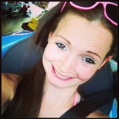 Hey my name is Carolynn and im a college studnet that majors in nursing and i love it but when im not in school i live spening time in the outdoors (: