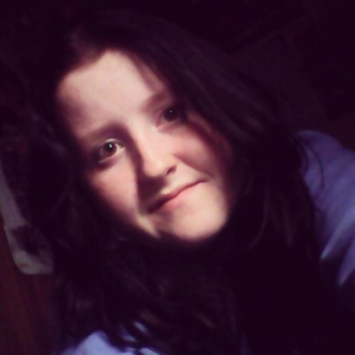 loves cody alli simpson alot!and one direction,little mix,iggy  and my bestie @patrickhc1
