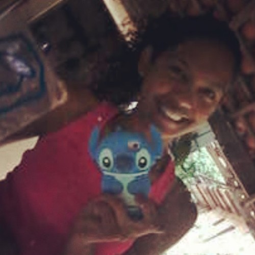 !! * Digα prα vidα eu sou mαis eu, digα pro αlvo αí vou eu,
flechα veloz nαs mãos de Deus, vαi em frente que o mundo é seu! :B