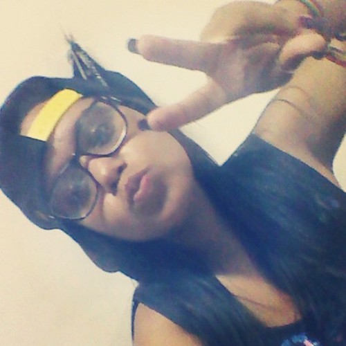 quem é sapatinha , seguee ae (: õ/
é noois.    Sou da pqp