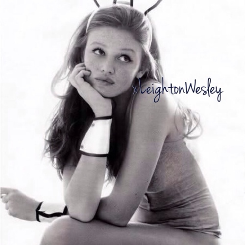 xLeightonWesley's profile picture. Hi! I'm Leighton! I'm sweet and fun~. {#CambridgeHigh || RP || Unclaimed}