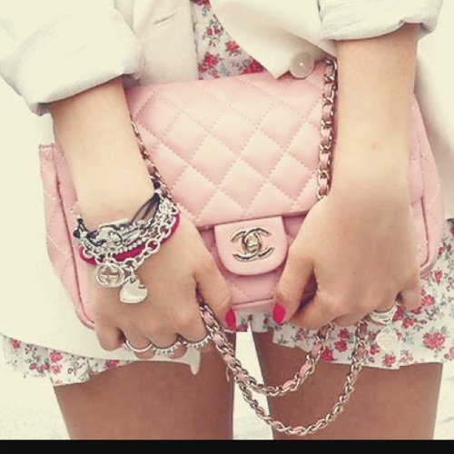 Don't give up if you can't let go ♥
http://t.co/C1LhbJJzDg
