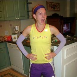 Science teacher, superhero, runner, yogi, book lover, traveler, coffee drinker, beachgoer, Disney expert, certified PLYOGA © trainer.