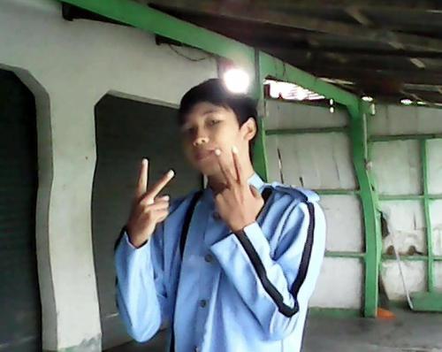 zulmustaqiemz's profile picture. (menjadi orang yg bermanfaat dan bukan orang yg di manfaatkan)