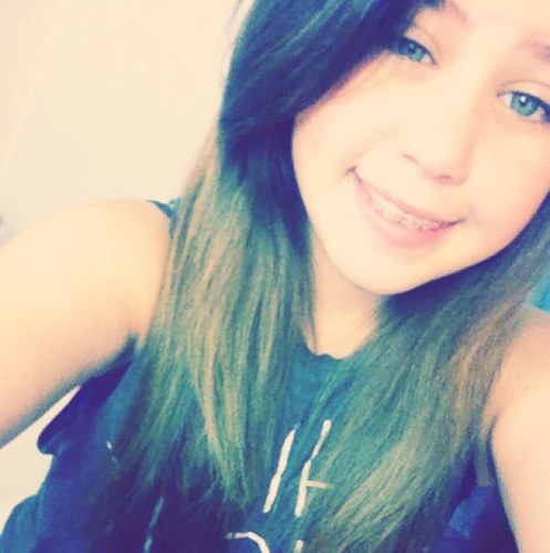 7th grade (: I love Justin Bieber ♥ ;) Follow me ..?