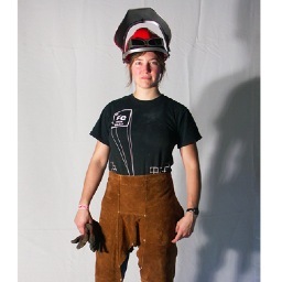 Fe_maiden's profile picture. Artist / Sculptor, Owner behind FeLion Studios, Leo, iron monger