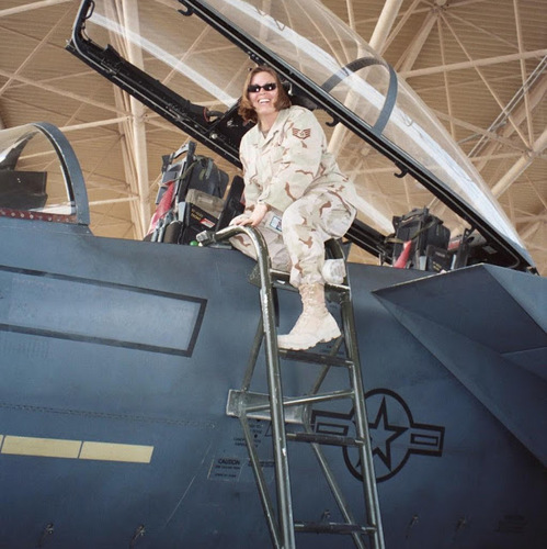 1KraftyBitch's profile picture. 