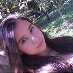 Amoooo viver a minha vida sem ligar para os outros!!