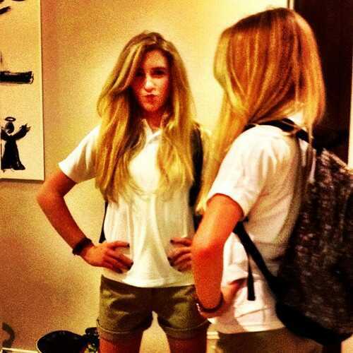 CourtneytOlsen's profile picture. Hi its cort... im the half sister of Ashley olsen and marykate olsen also Elizabeth olsen follow me on instagram :) follow my sisters at